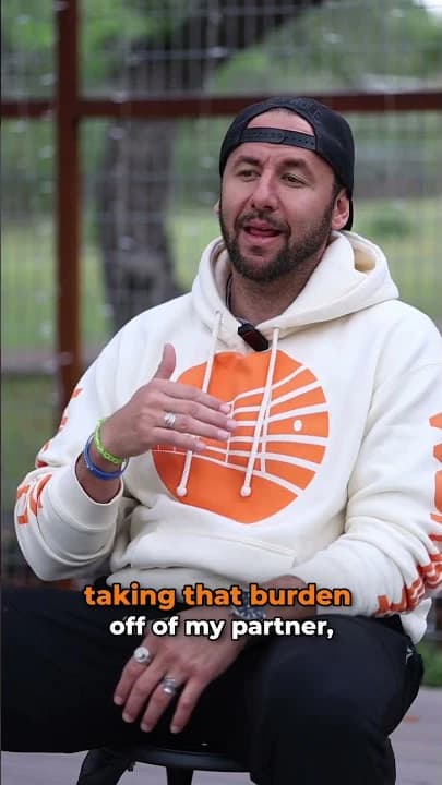 Alex Hayden seated outdoors during his Mandate Summit testimonial